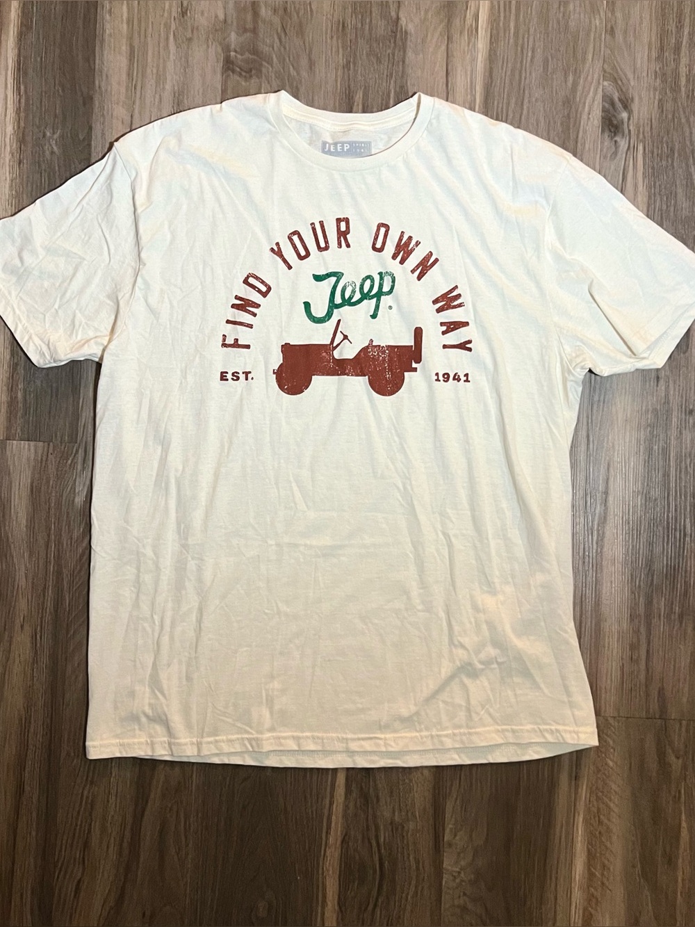 Jeep Find Your Own Way Cream Graphic Print T-shirt Size XL Truck